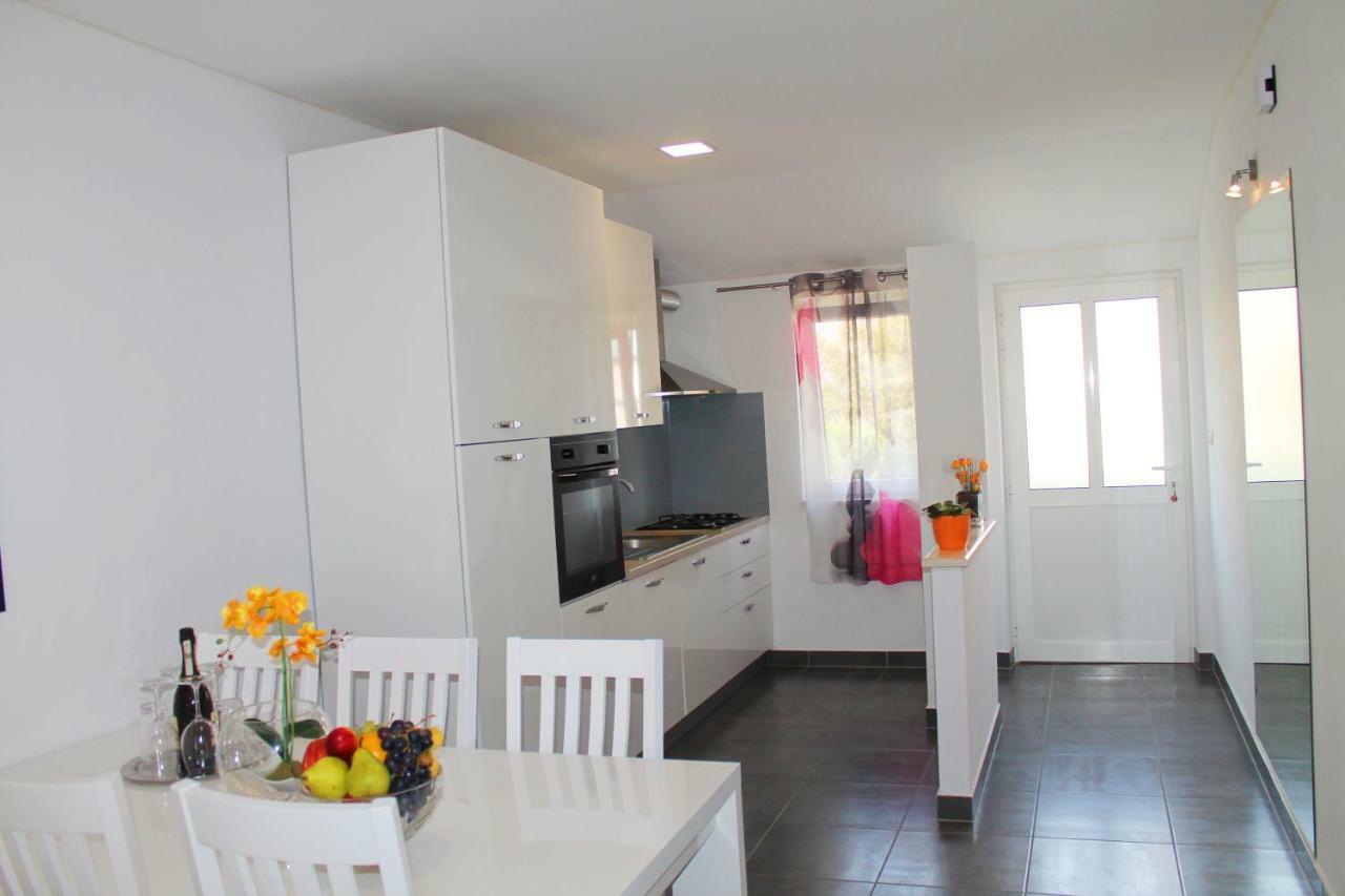 Malo Misto Apartman Dugi Rat Kültér fotó