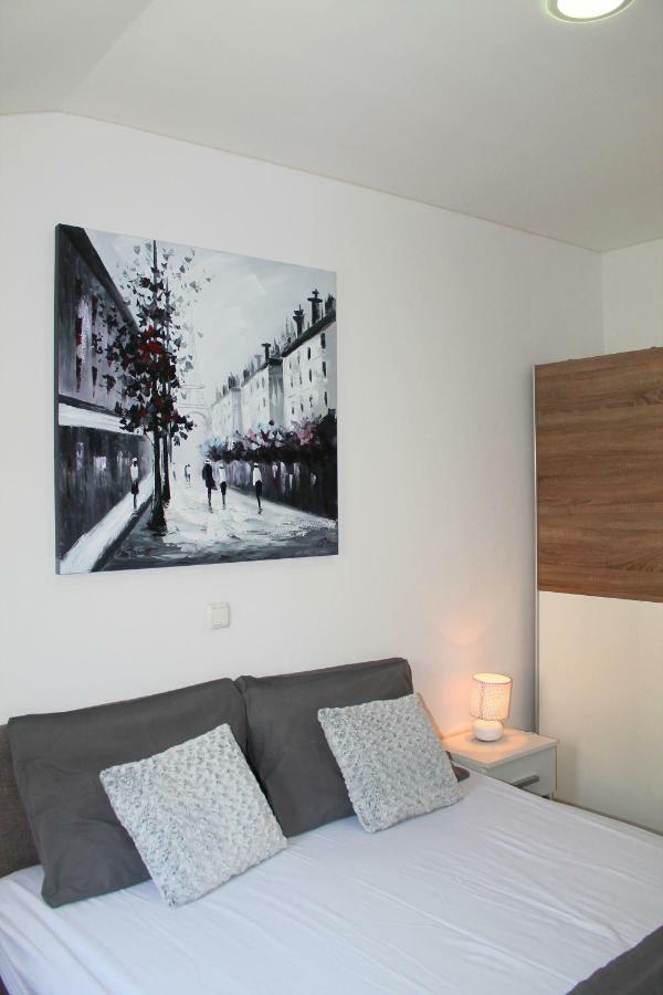 Malo Misto Apartman Dugi Rat Kültér fotó