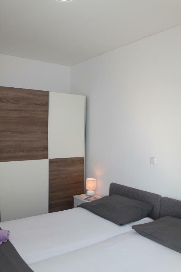 Malo Misto Apartman Dugi Rat Kültér fotó